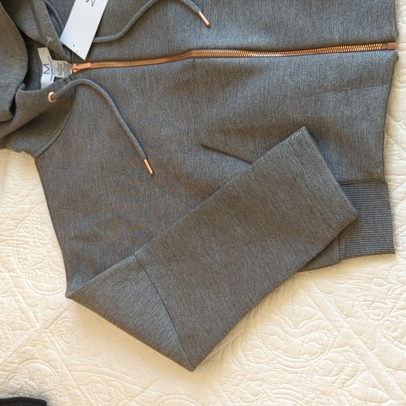 Magaschoni Zip up Hoodie Brand New - Picture 4 of 10